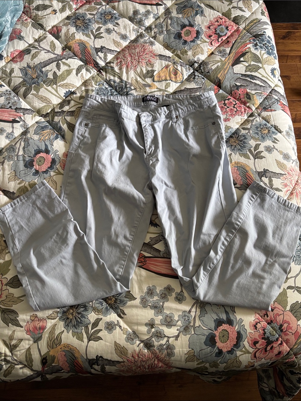 Buffalo Women's Light Gray Chino Pants